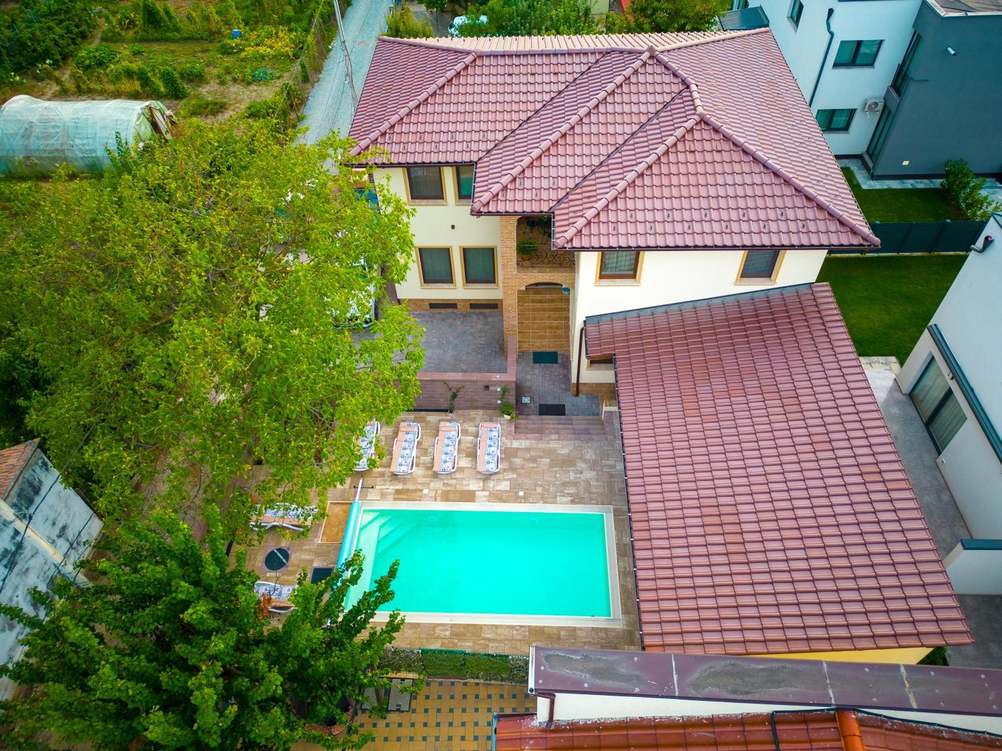 Casa Cu Nuc Hotel Алба Юлия Екстериор снимка