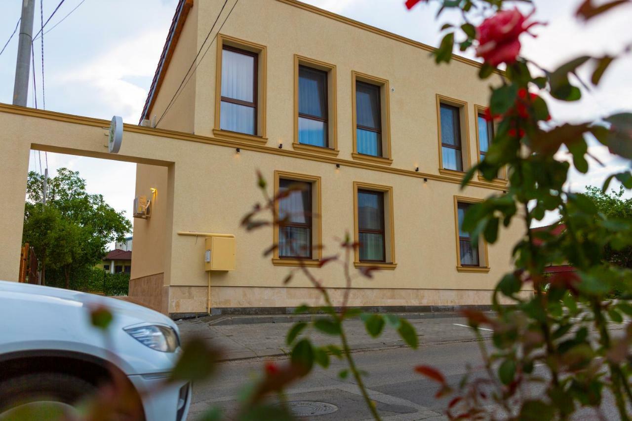 Casa Cu Nuc Hotel Алба Юлия Екстериор снимка