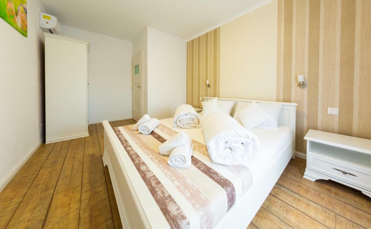 Casa Cu Nuc Hotel Алба Юлия Екстериор снимка