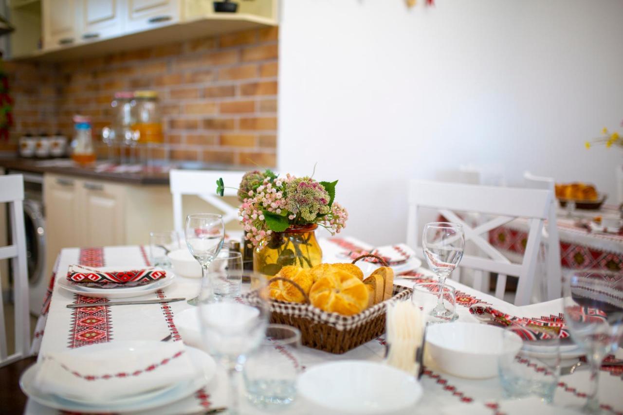 Casa Cu Nuc Hotel Алба Юлия Екстериор снимка